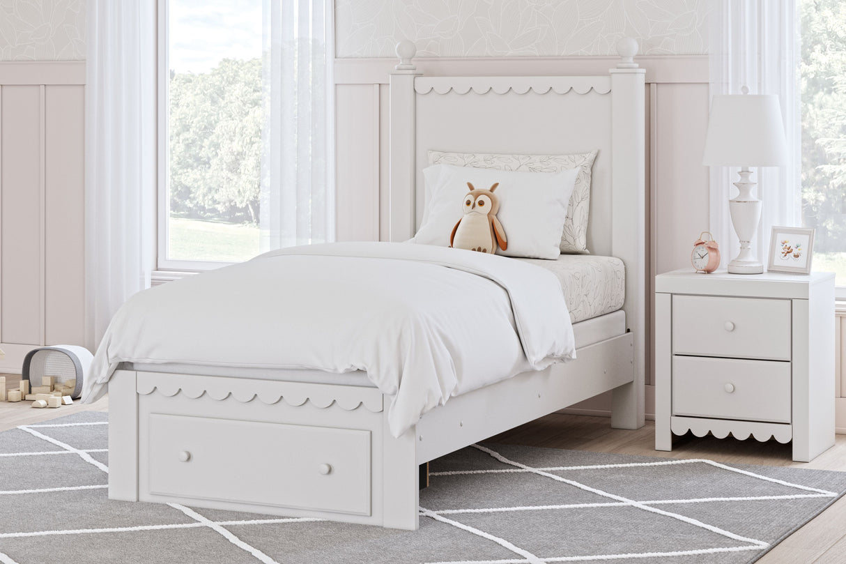 Mollviney - Panel Storage Bed