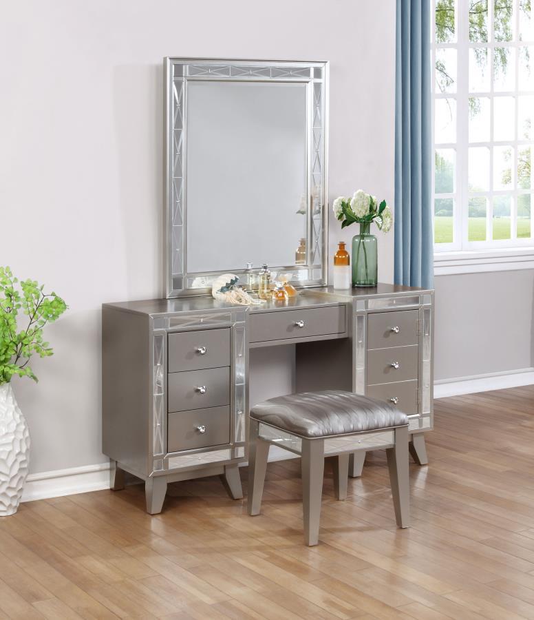 Leighton - 3 Piece Vanity Set - Metallic Platinum