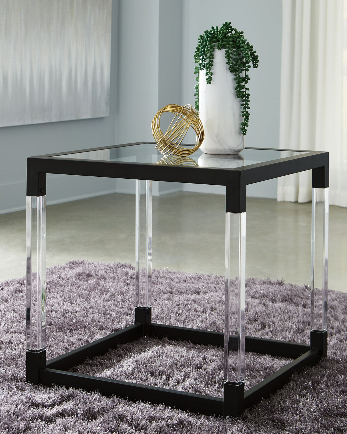 Nallynx - Metallic Gray - Square End Table