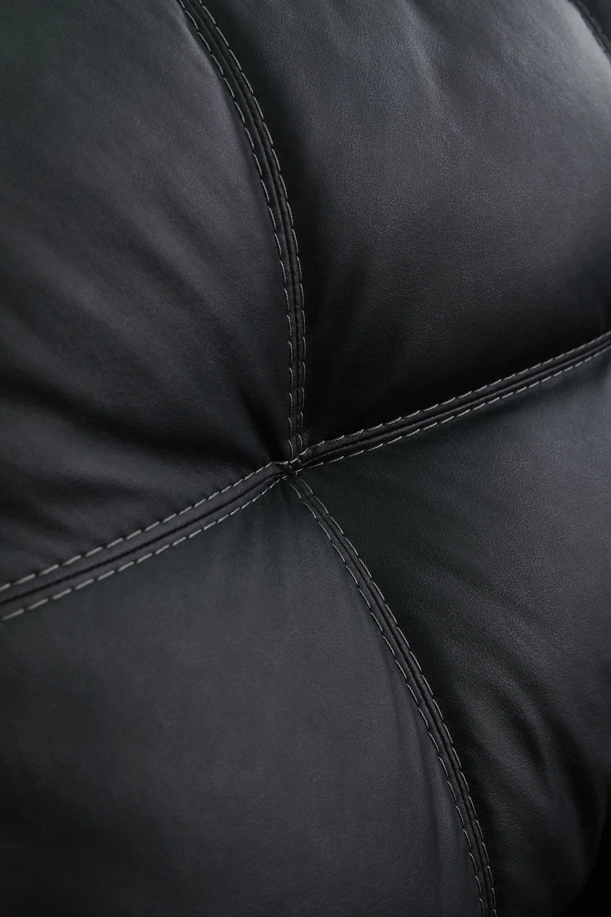 Barlin Mills Sectional with Chaise - Tampa Furniture Store